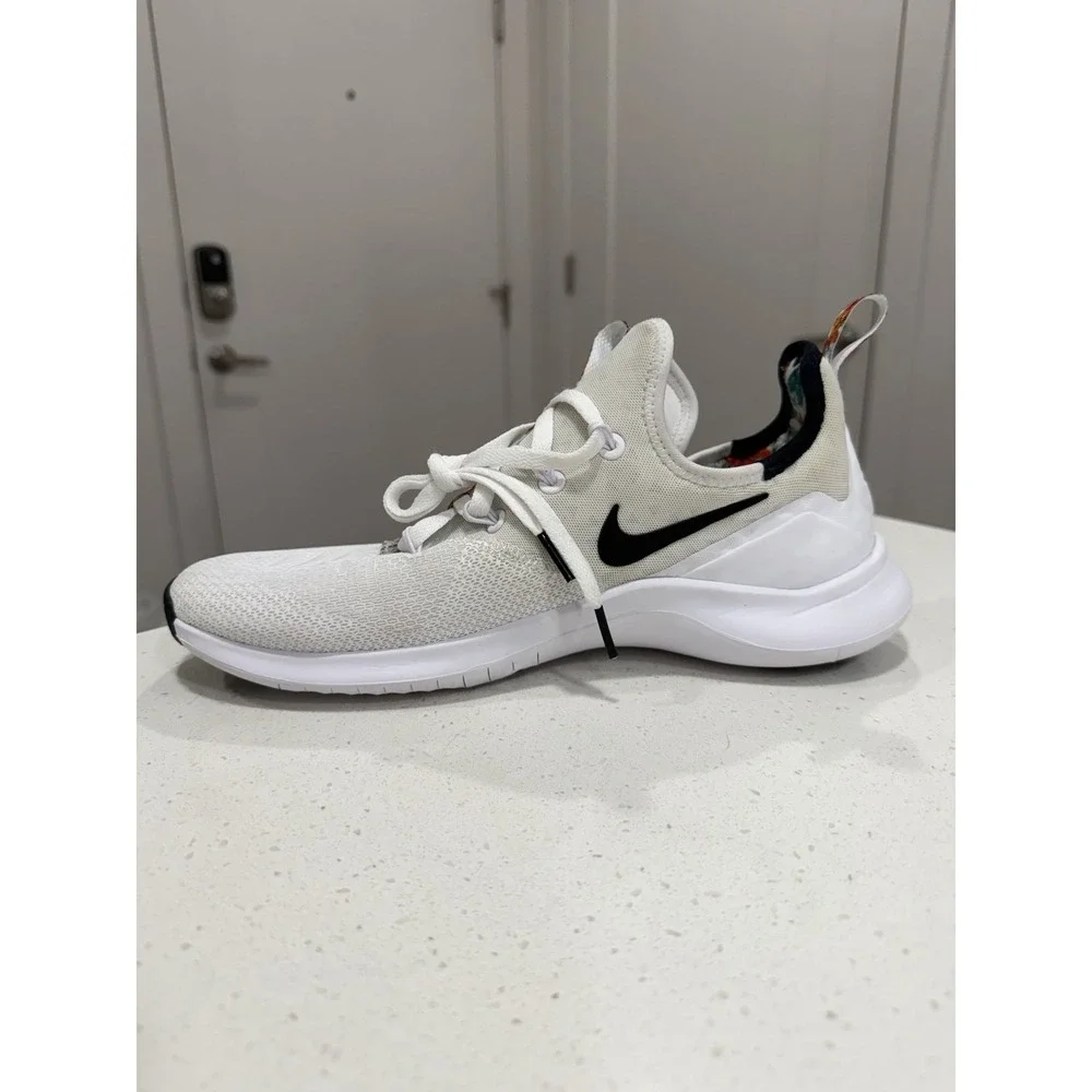 Nike‎ Free Women's Tr Shoes Size 9 White AH0709-100